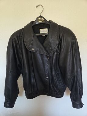 Vintage Nordstrom Black Leather Bomber Jacket